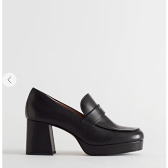 & Other Stories Shoes - & Other Stories block heel leather loafers, size 37 (6), EUC